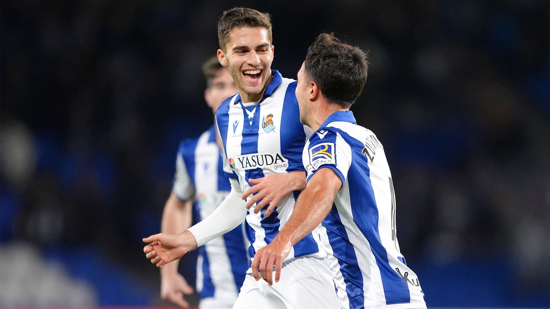 通过精确的 通过精确的